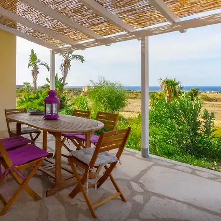 Tra Vento E Mare Favignana